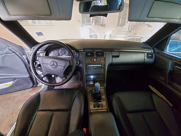 1#5941 Automobile Mercedes benz E250D in vendita - foto 15
