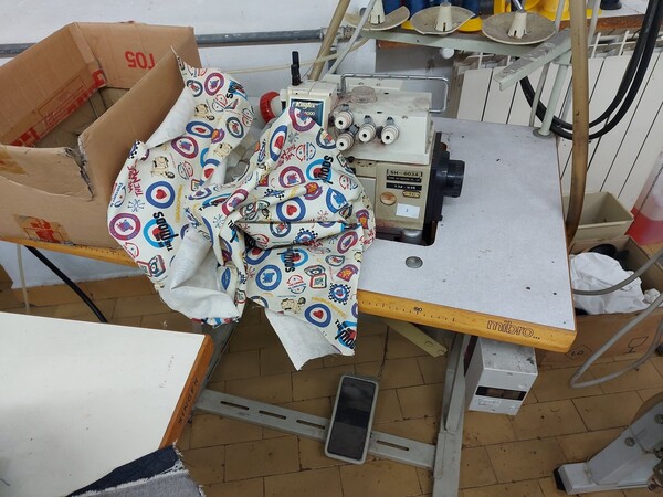 2#5941 Macchine da cucire ed attrezzature in vendita - foto 4