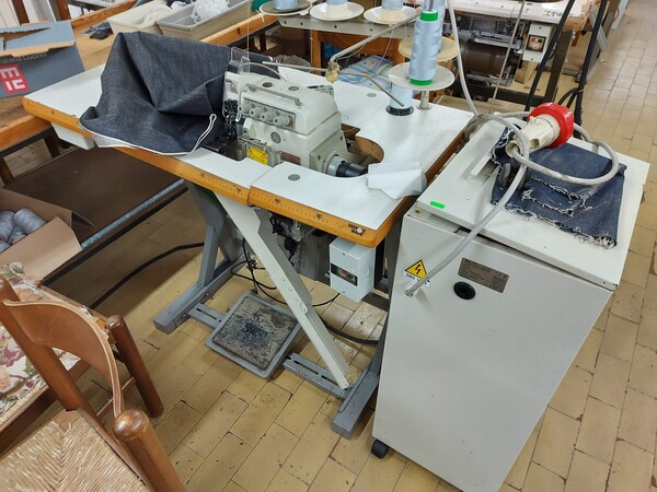 2#5941 Macchine da cucire ed attrezzature in vendita - foto 22