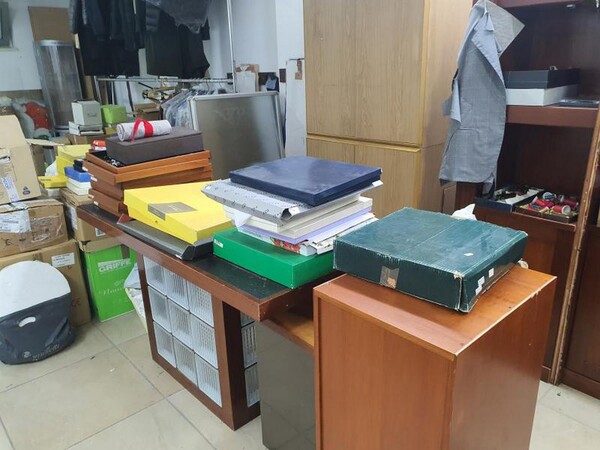 1#5945 Orecchini Moschino e ciondoli 2 Jewels in vendita - foto 38