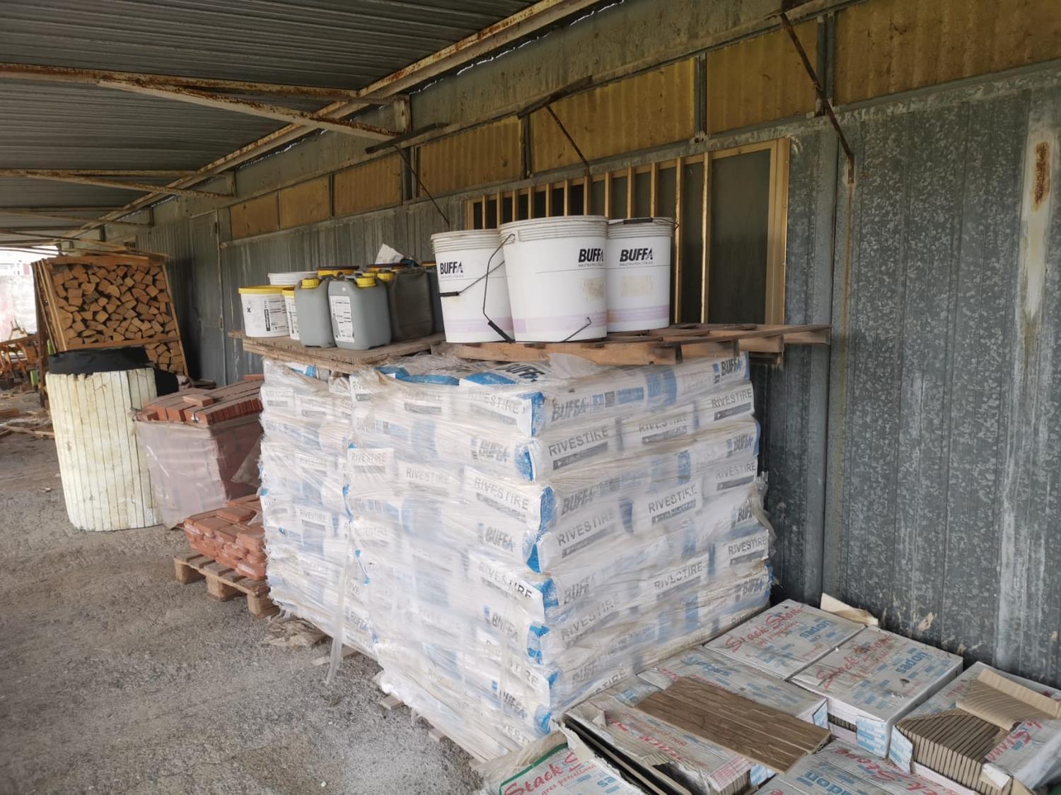 Lot Building material