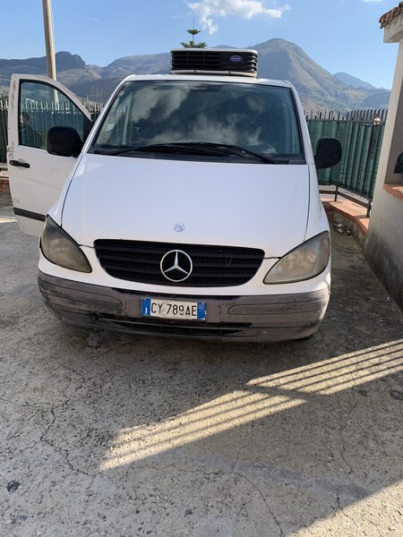 2#5959 Furgone Isotermico Mercedes Vito in vendita - foto 3