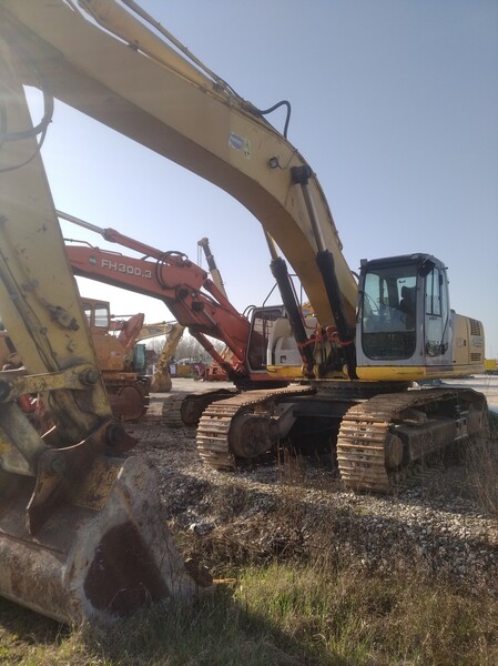 11#5960 Escavatore New Holland Hitachi in vendita - foto 1