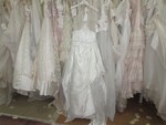 Image 28 - Wedding dresses - Lot 3 (Auction 5979)