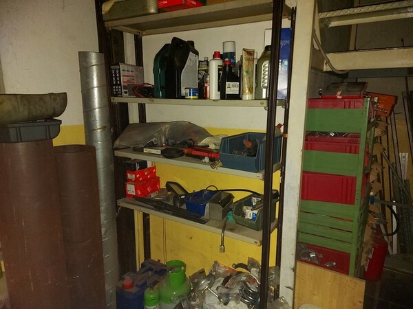 1#5989 Attrezzatura per officina e arredi ufficio in vendita - foto 13