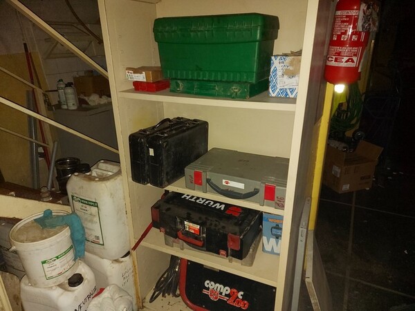 1#5989 Attrezzatura per officina e arredi ufficio in vendita - foto 16