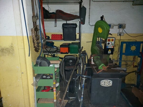 1#5989 Attrezzatura per officina e arredi ufficio in vendita - foto 19
