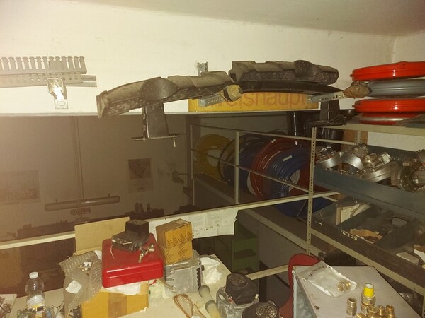 1#5989 Attrezzatura per officina e arredi ufficio in vendita - foto 26