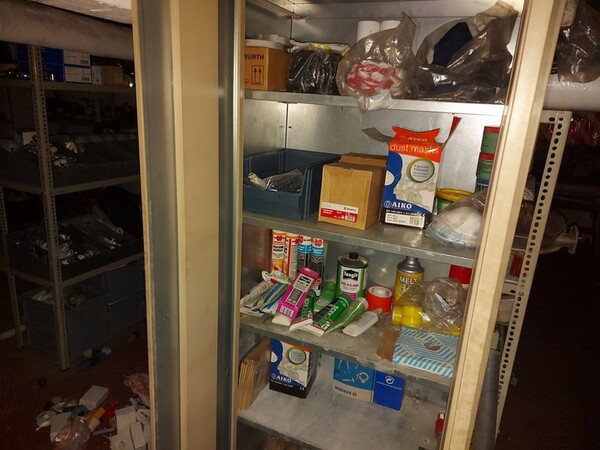 1#5989 Attrezzatura per officina e arredi ufficio in vendita - foto 36