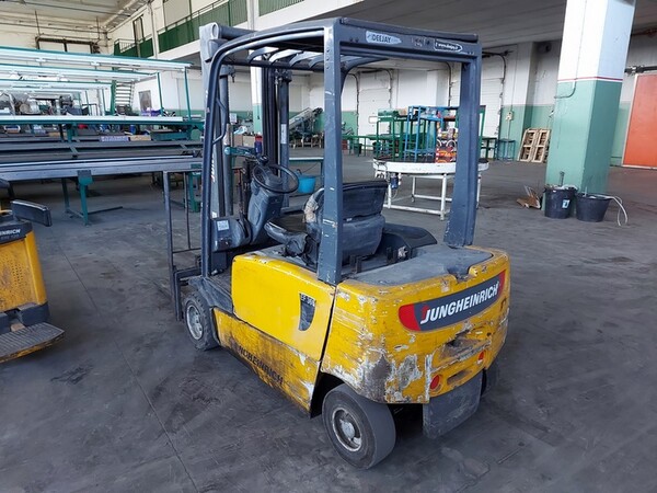3#5992 Carrello elevatore Jungheinrich in vendita - foto 4