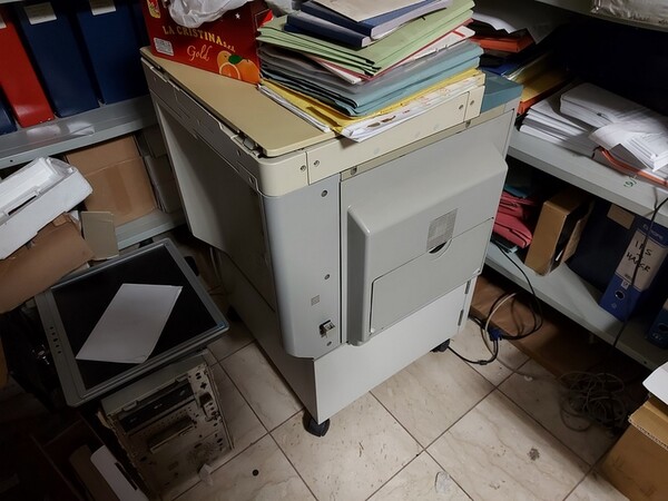 8#5992 Arredi e attrezzature da ufficio in vendita - foto 23