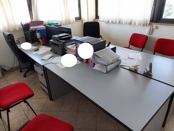 8#5992 Arredi e attrezzature da ufficio in vendita - foto 36