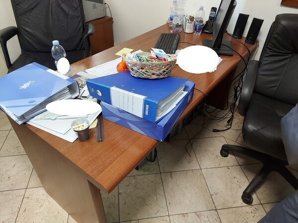 8#5992 Arredi e attrezzature da ufficio in vendita - foto 41