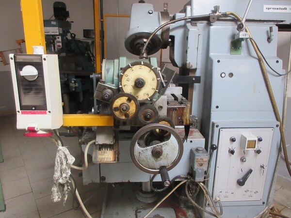 1#5994 Tornio CNC Graziano e attrezzature per officina in vendita - foto 44