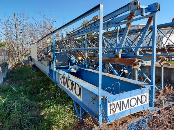 40#5998 Gru Edile Raimondi in vendita - foto 1