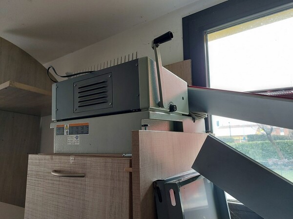 1#6000 Attrezzatura e materiale per copisteria in vendita - foto 85
