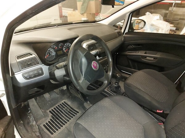 3#6008 Autocarro Fiat Punto in vendita - foto 8