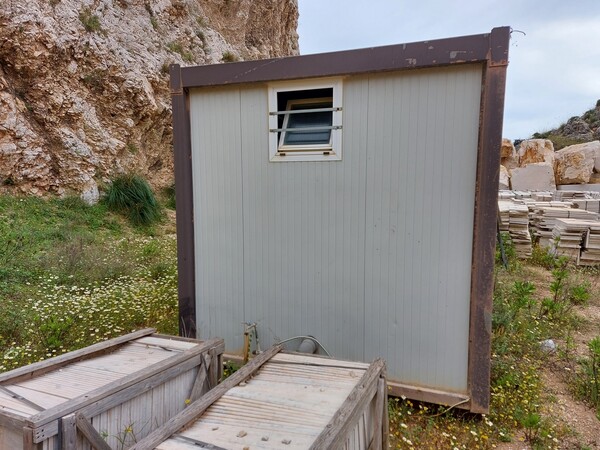 6#6014 Container per ufficio e relativo arredo in vendita - foto 2