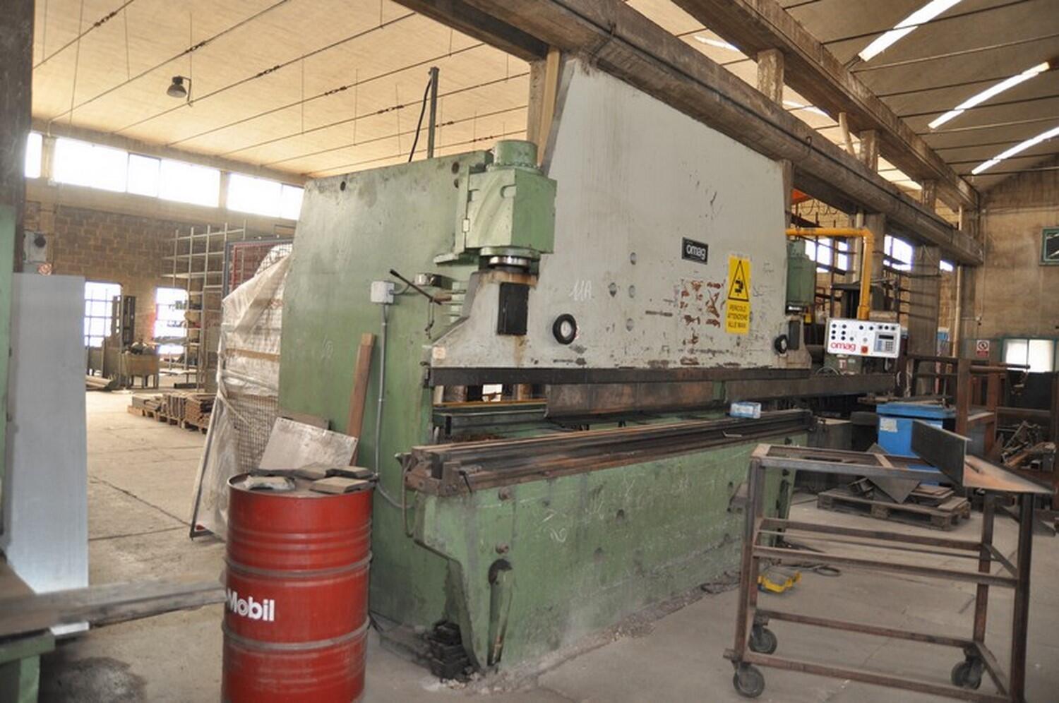Lot Omag press brake