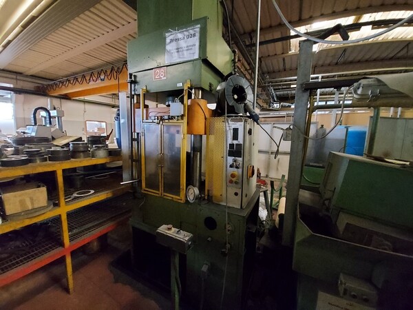 28#6026 Rettifica Fortuna e attrezzature officina in vendita - foto 25