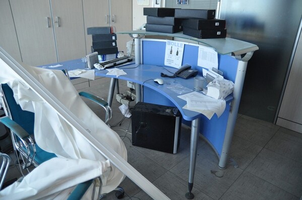 12#6028 Arredi e attrezzature per ufficio in vendita - foto 15