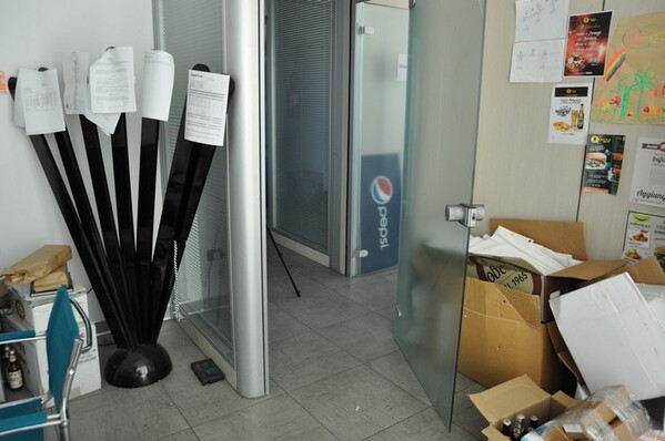 12#6028 Arredi e attrezzature per ufficio in vendita - foto 34