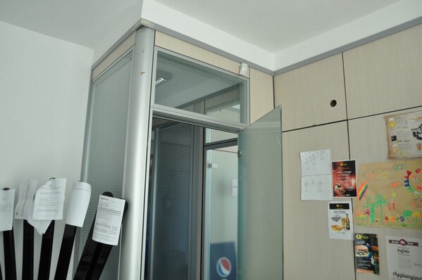 12#6028 Arredi e attrezzature per ufficio in vendita - foto 35