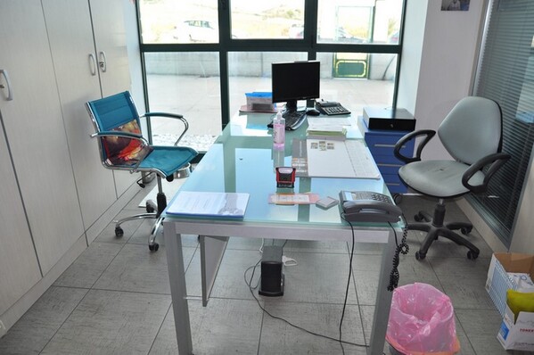 12#6028 Arredi e attrezzature per ufficio in vendita - foto 36