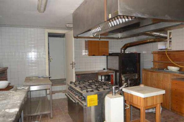 Attrezzature bar e ristoranti in vendita