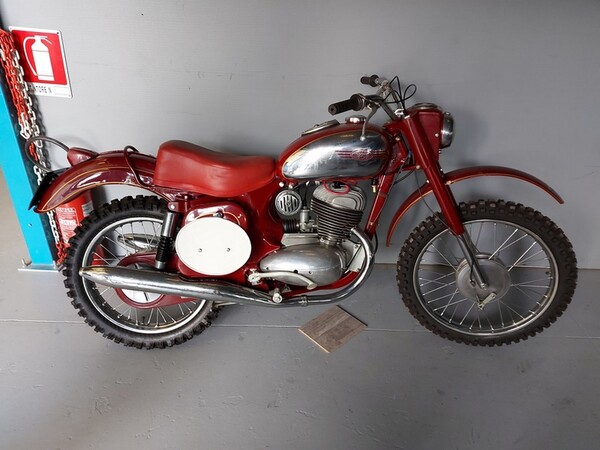 44#6030 Moto Jawa 350 in vendita - foto 10