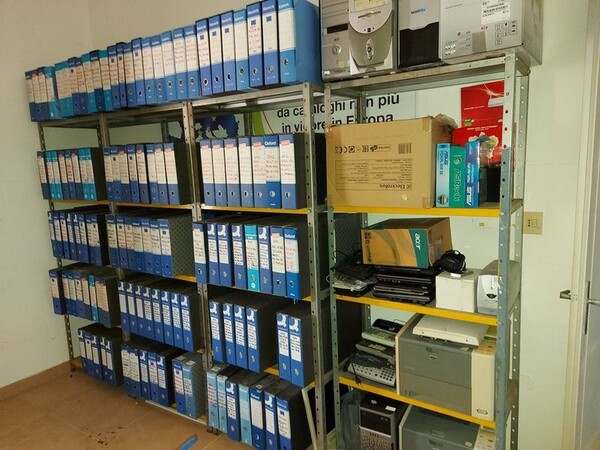 1#6042 Arredi e attrezzature per ufficio in vendita - foto 23
