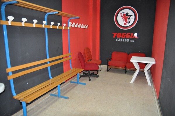 1#6043 Arredi e attrezzature per squadre calcistiche in vendita - foto 88