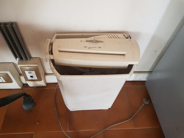 1#6046 Arredamento ed attrezzatura informatica per ufficio in vendita - foto 11