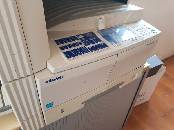 1#6046 Arredamento ed attrezzatura informatica per ufficio in vendita - foto 29