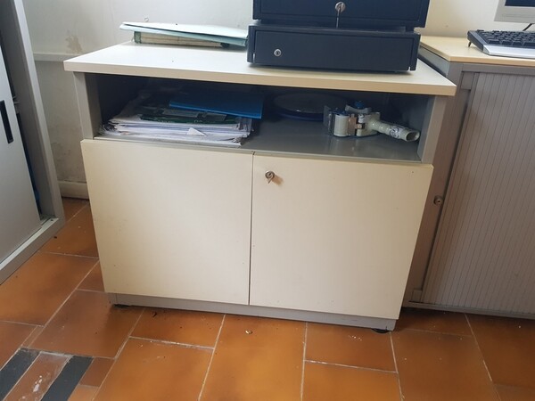 1#6046 Arredamento ed attrezzatura informatica per ufficio in vendita - foto 47