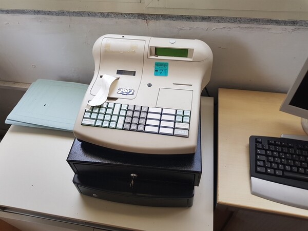 1#6046 Arredamento ed attrezzatura informatica per ufficio in vendita - foto 49