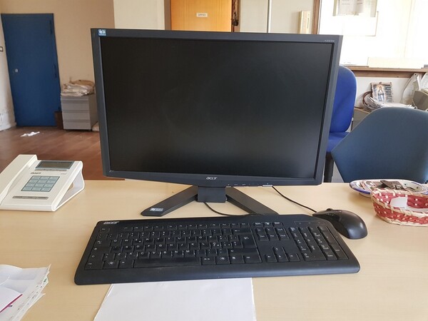 1#6046 Arredamento ed attrezzatura informatica per ufficio in vendita - foto 63