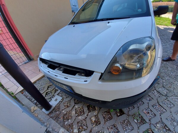 1#6052 Autocarro Ford Fiesta in vendita - foto 5