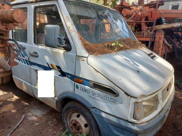 26#6053 Furgoni Iveco in vendita - foto 2