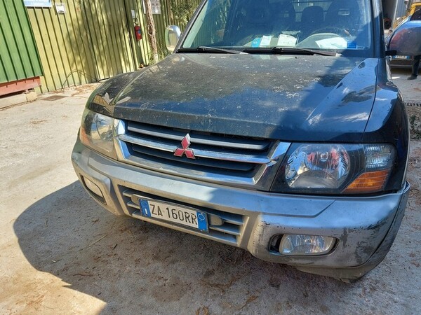 28#6053 Automobile Mitsubishi Pajero in vendita - foto 4