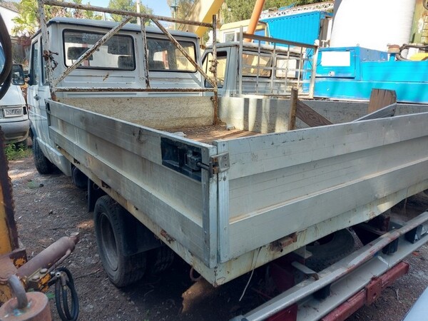 33#6053 Autocarro Iveco in vendita - foto 1