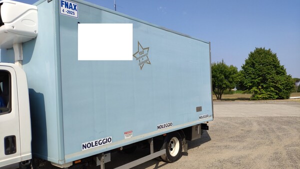 1#6056 Furgone Frigo Isuzu in vendita - foto 4