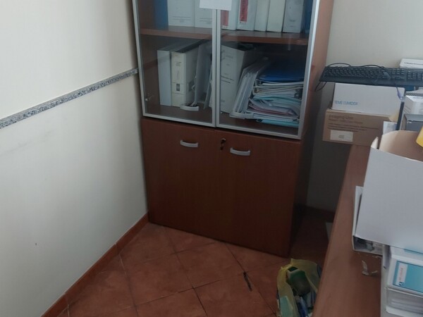 3#6058 Arredamento ufficio in vendita - foto 2