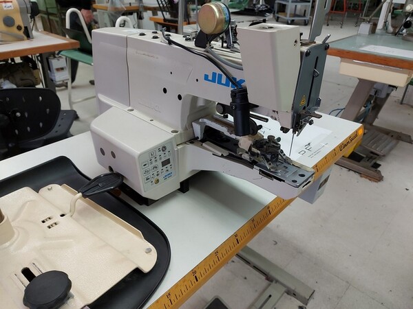 103#6059 Macchine lineari Juki e Pfaff in vendita - foto 27