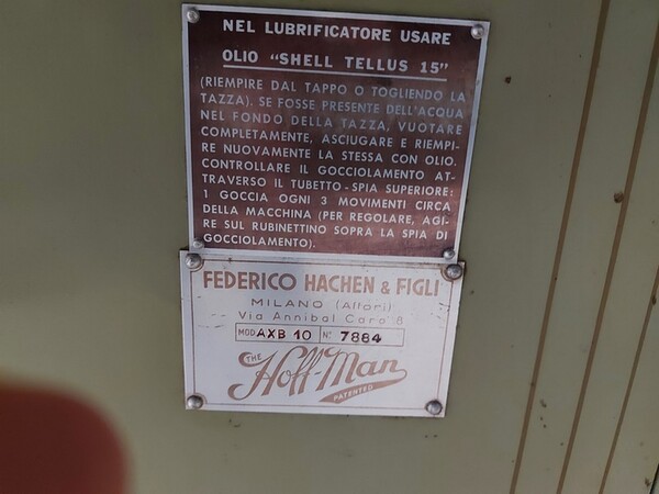 163#6059 Presse da stiro e macchina attaccabottoni Union Special Lewis in vendita - foto 9