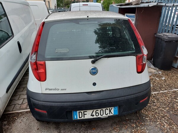 3#6066 Autocarro Fiat Punto Van in vendita - foto 1