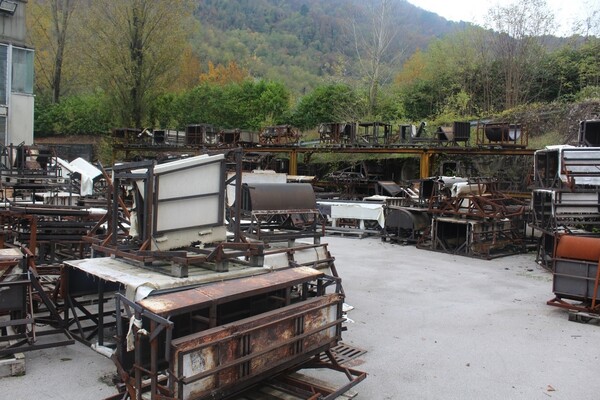 35#6068 Stampi in metallo e materiale ferroso vario in vendita - foto 30