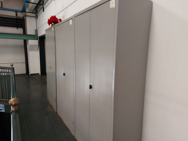 3#6077 Arredi e attrezzature per ufficio in vendita - foto 3