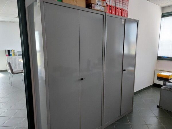 3#6077 Arredi e attrezzature per ufficio in vendita - foto 5
