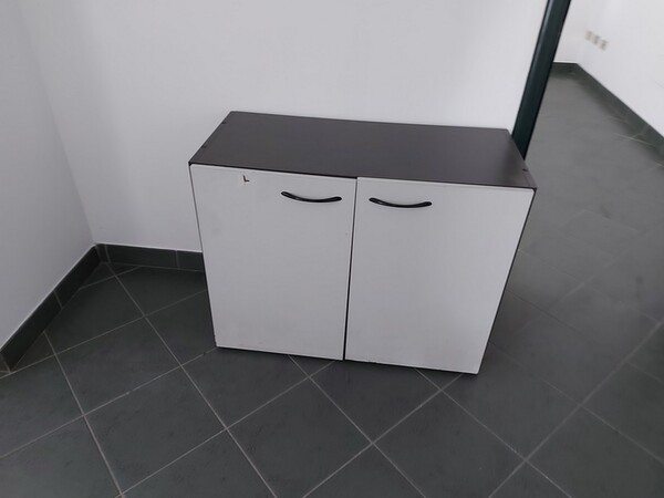 3#6077 Arredi e attrezzature per ufficio in vendita - foto 11